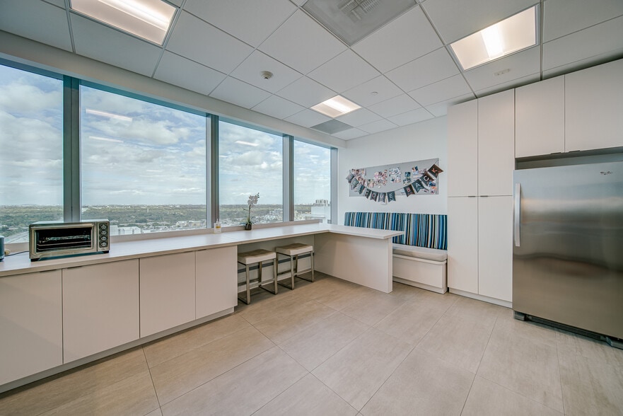 More Photos Of 8950 SW 74th Ct, Miami Office For Lease