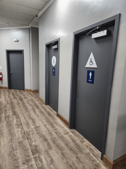 More Photos Of 142-144 N K St, Tulare Restaurant For Sale