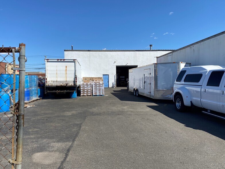 More Photos Of 75 Urban Ave, Westbury Warehouse For Sale