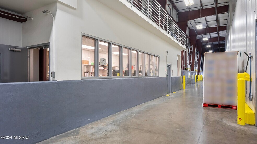 More Photos Of 58 Kipper St, Rio Rico Refrigeration Cold Storage For Sale