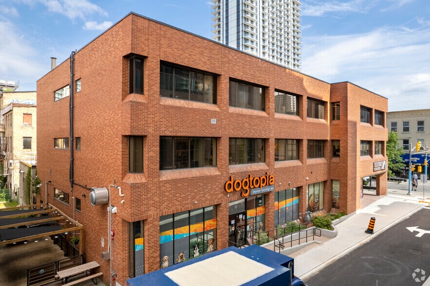 More Photos Of 73 King St W, Kitchener Office For Sale