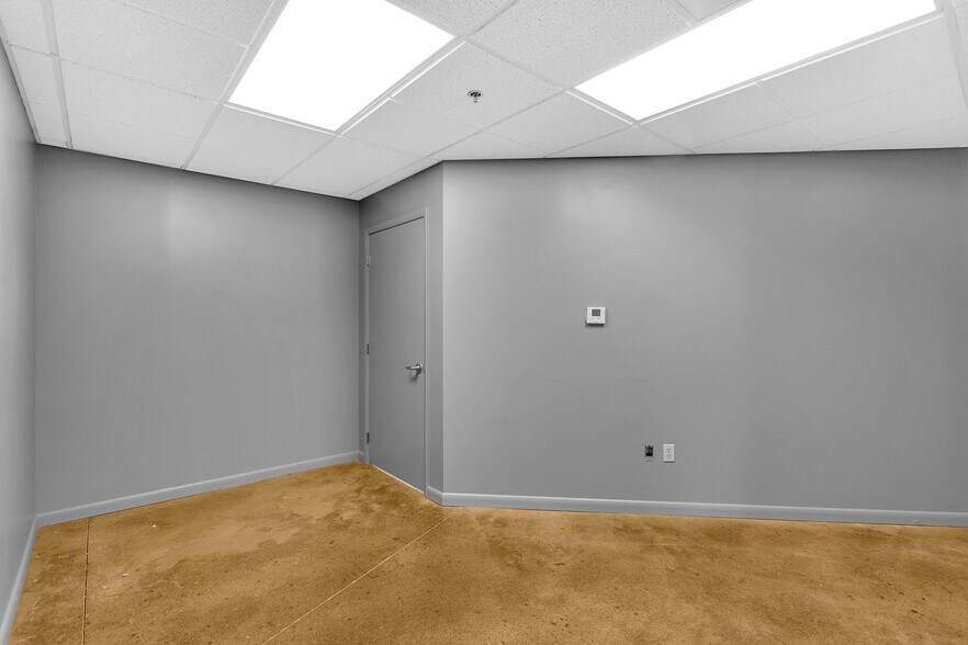 More Photos Of 4491 School Rd S, Murrysville Freestanding For Lease