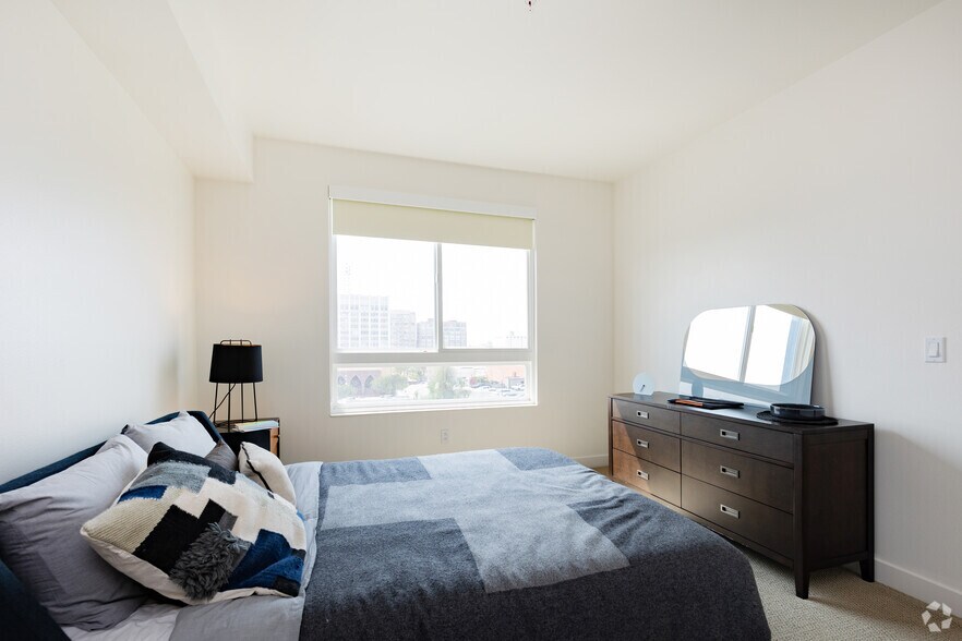 More Photos Of 1200 S Broadway, Los Angeles Apartments For Lease