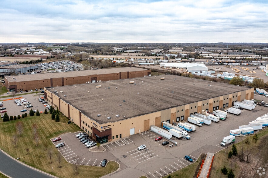 More Photos Of 2811 Beverly Rd, Eagan Warehouse For Lease