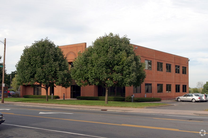 More Photos Of 864 Wethersfield Ave, Hartford Office For Lease