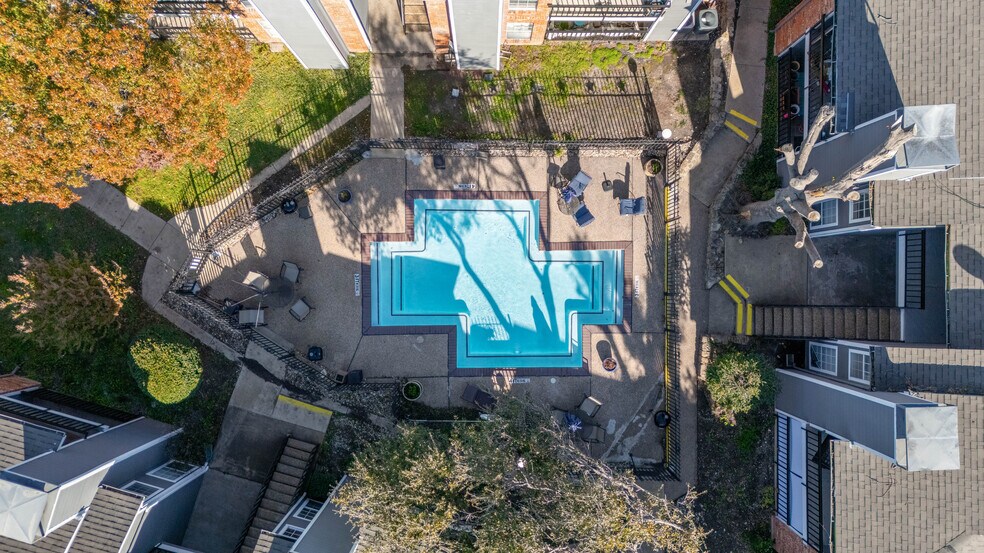 More Photos Of , Dallas Multifamily For Sale