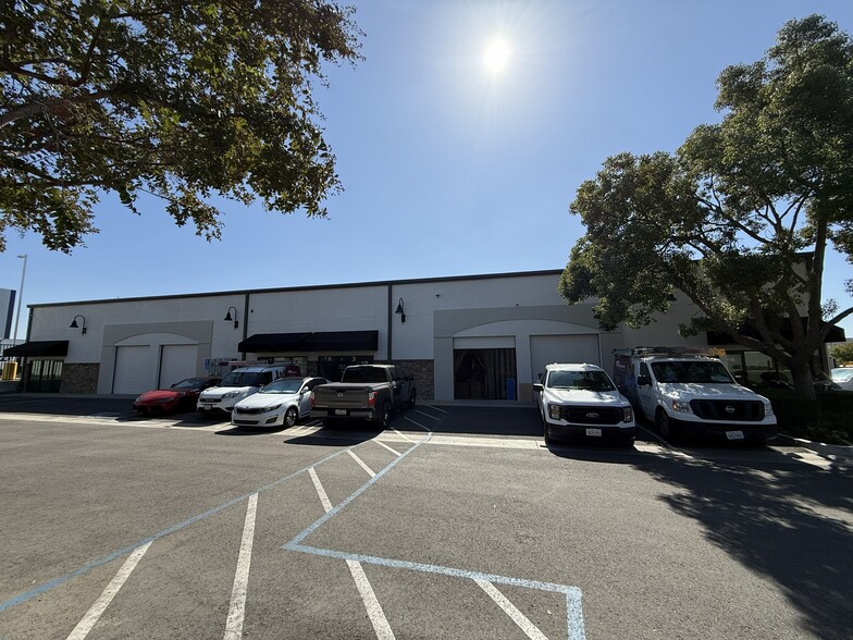 Primary Photo Of 1614 E Holt Blvd, Ontario Service For Lease