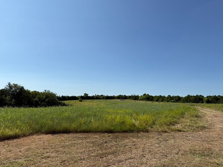 More Photos Of 594 Biggerstaff Rd, Sherman Land For Sale
