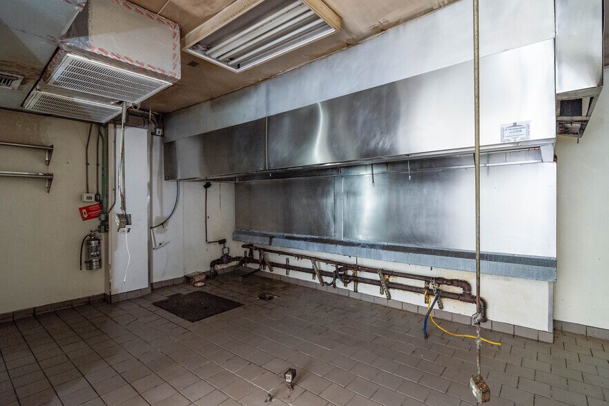 More Photos Of 1014 S Alamo St, San Antonio Restaurant For Lease