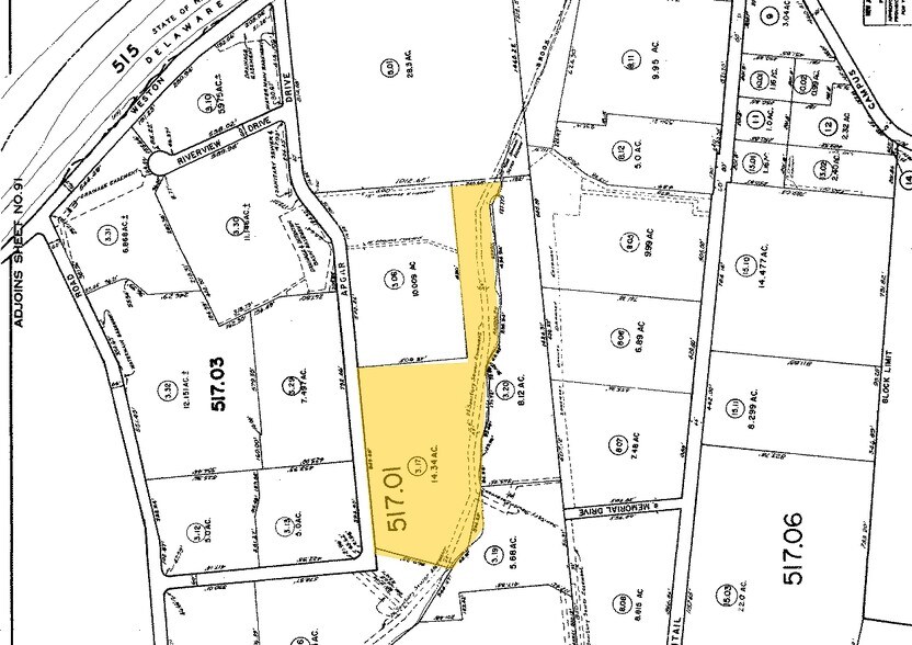 More Photos Of 400 Apgar Dr, Somerset Warehouse For Lease