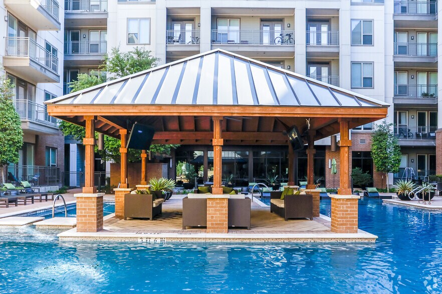 More Photos Of 4646 Amesbury Dr, Dallas Apartments For Lease