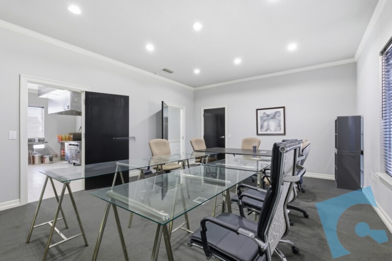 More Photos Of 2301 Ira E Woods Ave, Grapevine Office For Sale