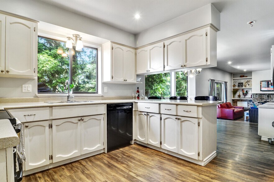 More Photos Of 21113 16 Ave, Langley Winery Vineyard For Sale
