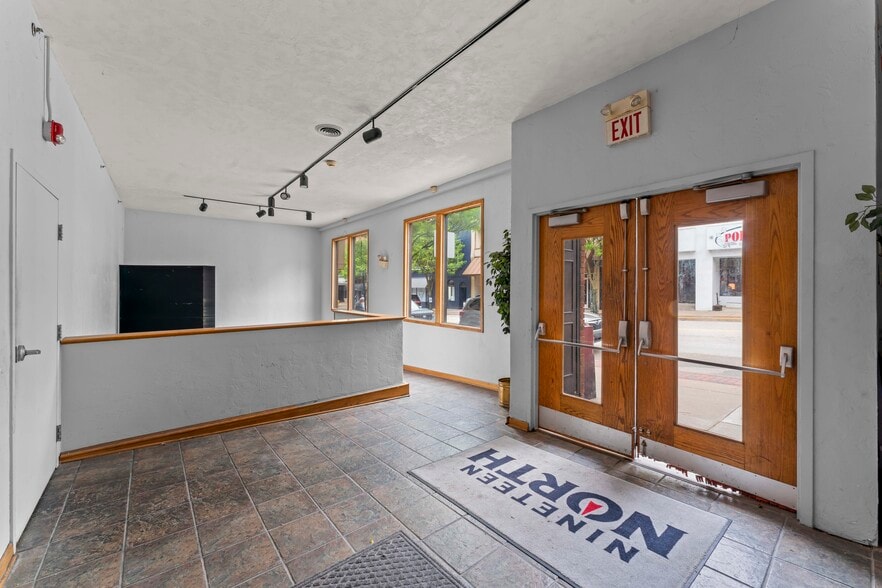 More Photos Of 19 N Main St, Washington Storefront For Sale