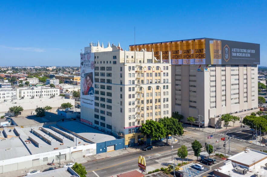 More Photos Of 155 W Washington Blvd, Los Angeles Loft Creative Space For Lease