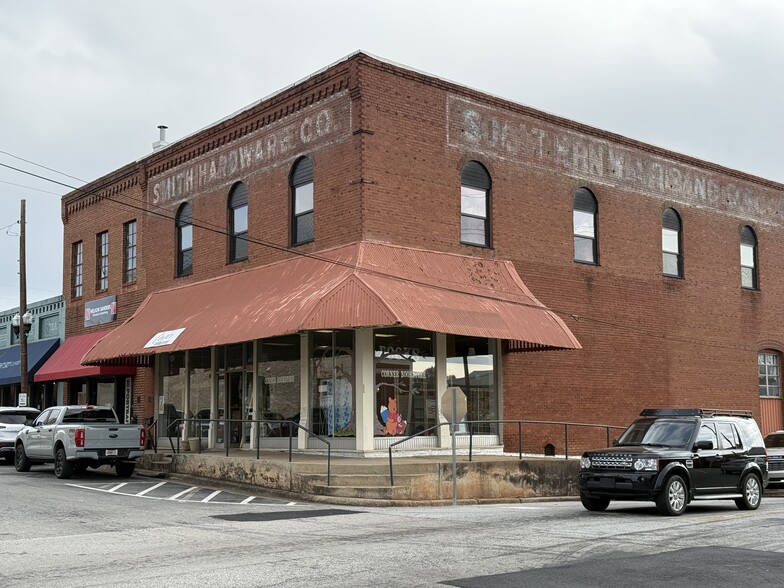 Primary Photo Of 43 N Jackson St, Winder Storefront For Lease