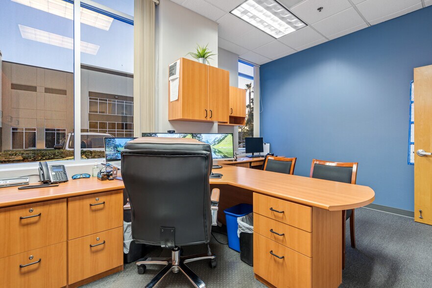 More Photos Of 803-827 Anchorage Place, Chula Vista Light Distribution For Lease