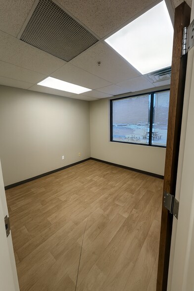 More Photos Of 2660 W Market St, Akron Medical For Lease