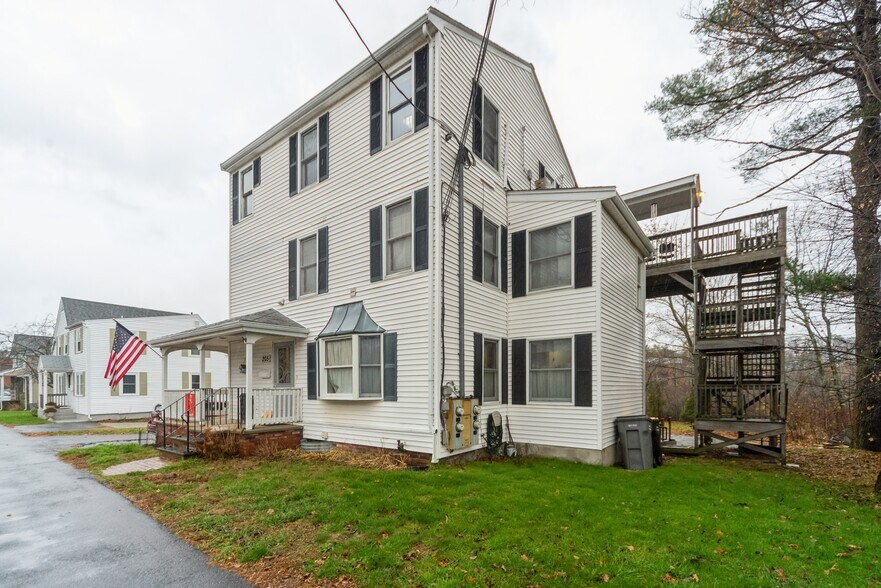 More Photos Of 205 Walnut St, Framingham Office Residential For Sale