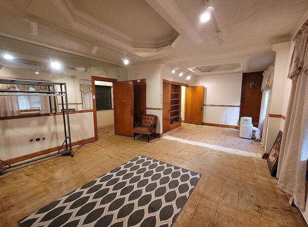 More Photos Of 433 Oak St, Dayton Religious Facility For Sale