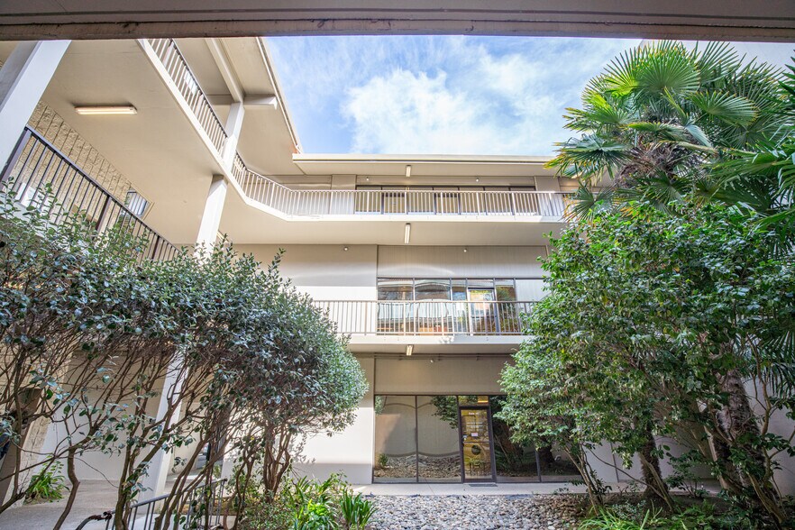 More Photos Of 1001 Sneath Ln, San Bruno Medical For Lease