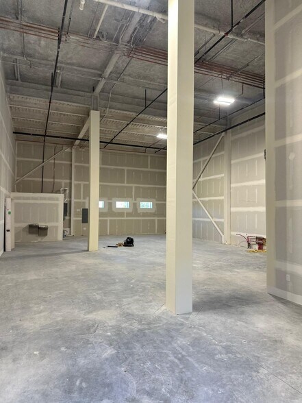 More Photos Of 3555 Park Dr, Jackson Service For Lease
