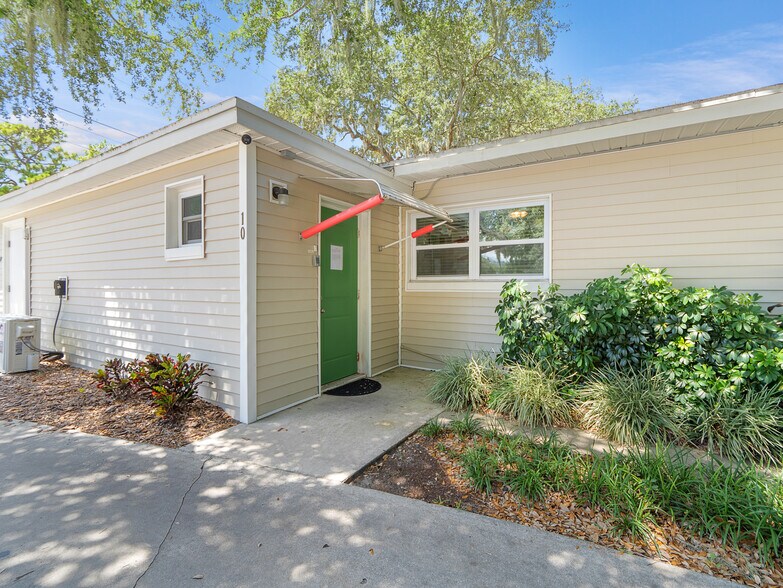 More Photos Of 10 N Hilltop Dr, Titusville Daycare Center For Sale