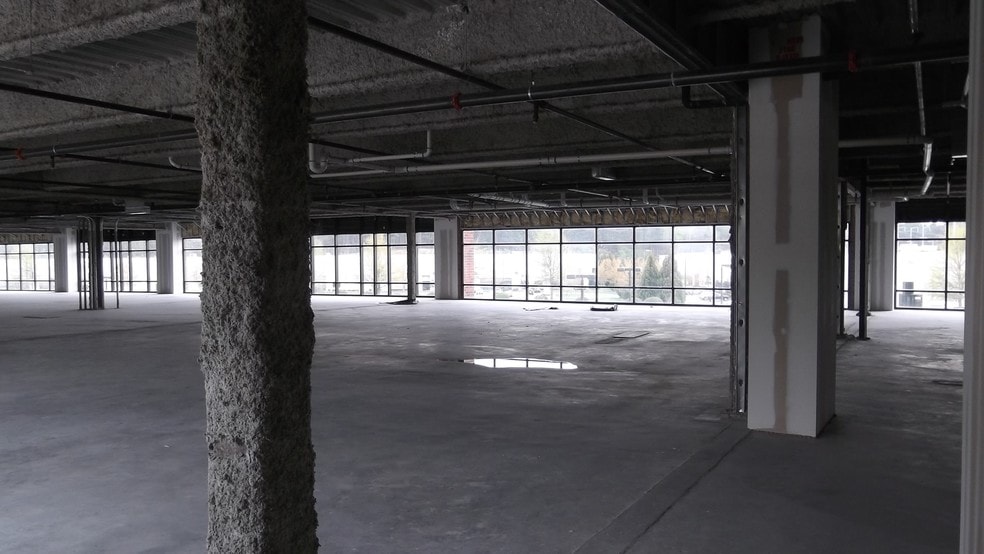 More Photos Of 302 Satellite Blvd NE, Suwanee Coworking Space