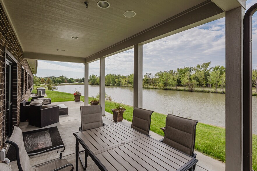 More Photos Of 429 S 119th St W, Wichita Office For Sale