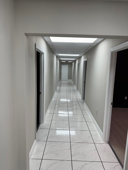 More Photos Of 4101 SW 73rd Ave, Miami Warehouse For Lease