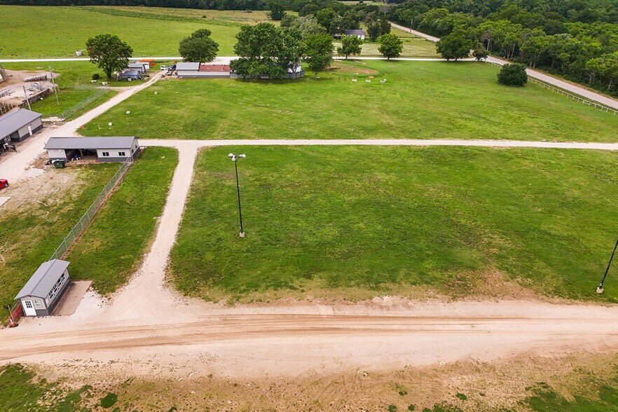 More Photos Of 1663 Georgia Rd, Humboldt Specialty For Sale