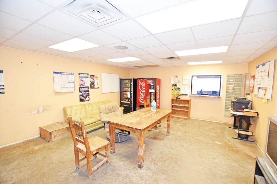 More Photos Of 2655 S County Rd W, Odessa Industrial For Sale