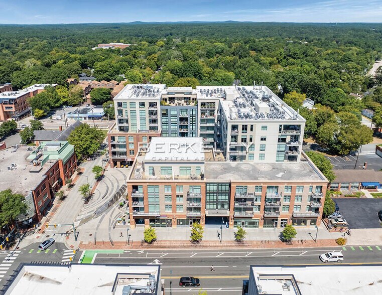 More Photos Of 140 W Franklin St, Chapel Hill Apartments For Sale