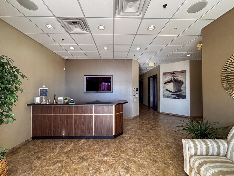 More Photos Of 45130 Golf Center Pky, Indio Warehouse For Sale