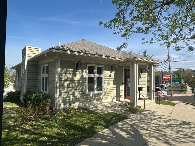 More Photos Of 1920 Old York Rd, Abington Office For Sale