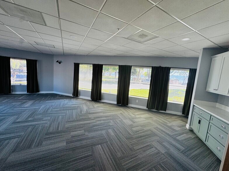 More Photos Of 55 1st St, Lakeport Medical For Lease