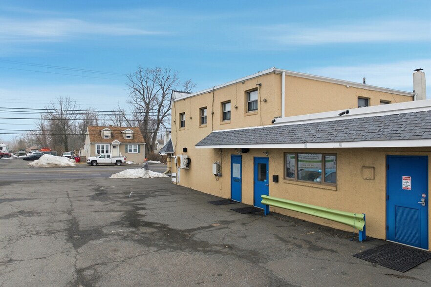 More Photos Of 119 York Rd, Warminster Township Restaurant For Sale