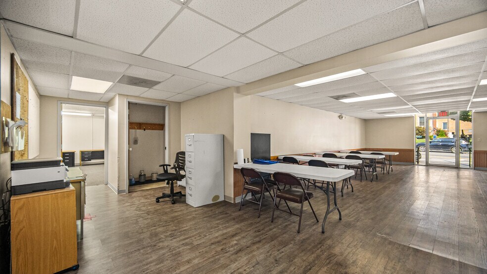 More Photos Of 111 W Main St, West Union Flex For Sale