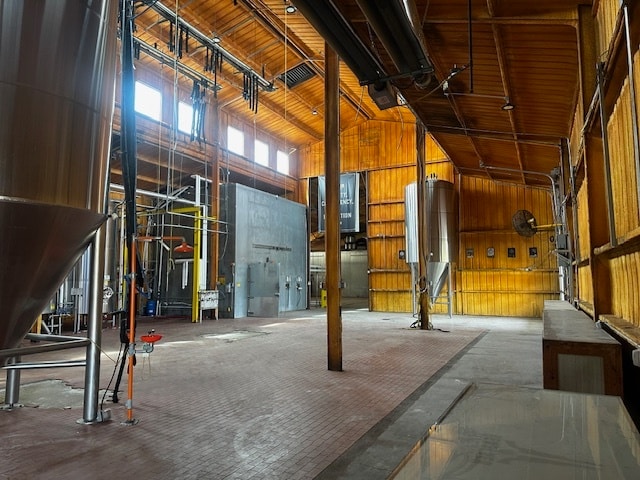 More Photos Of 5650 Matlock Rd, Granbury Industrial For Sale