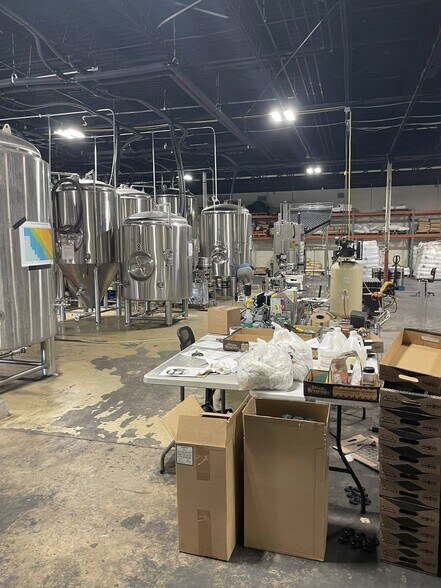 More Photos Of 1341 Hughes Ford Rd, Frederick Light Manufacturing For Sale