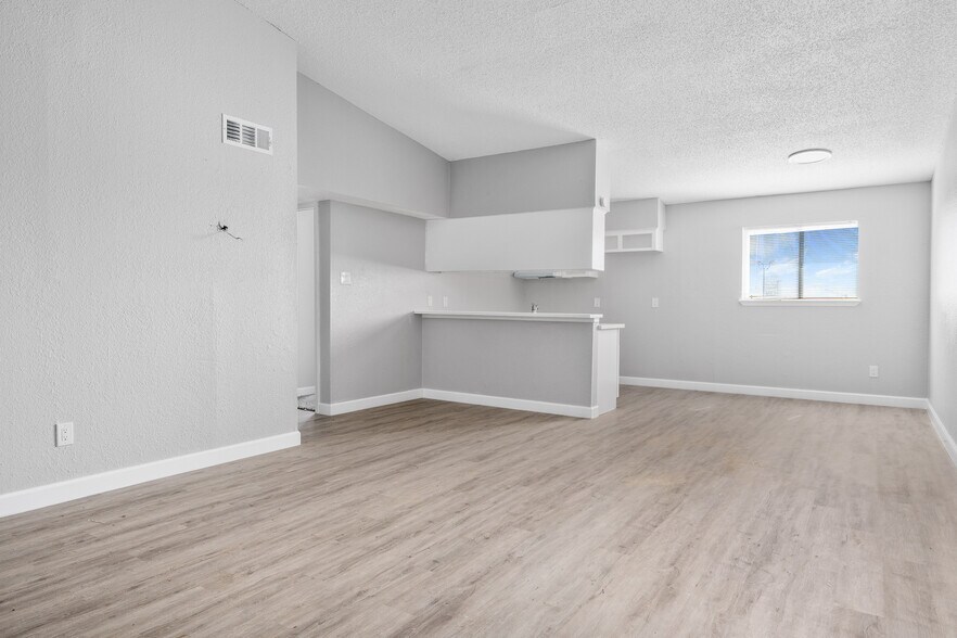 More Photos Of 10518 Heizer Dr, Corpus Christi Apartments For Sale