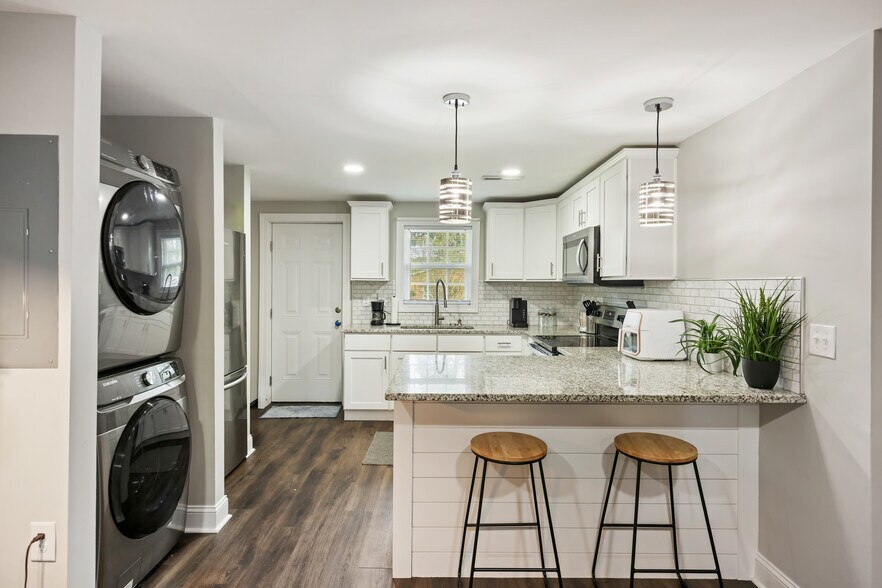 More Photos Of 2647 Bonds Ave, North Charleston Apartments For Sale