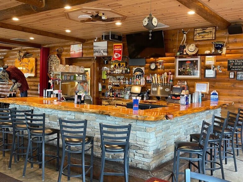 More Photos Of 2262 Deeter Rd & M72, Luzerne Restaurant For Sale