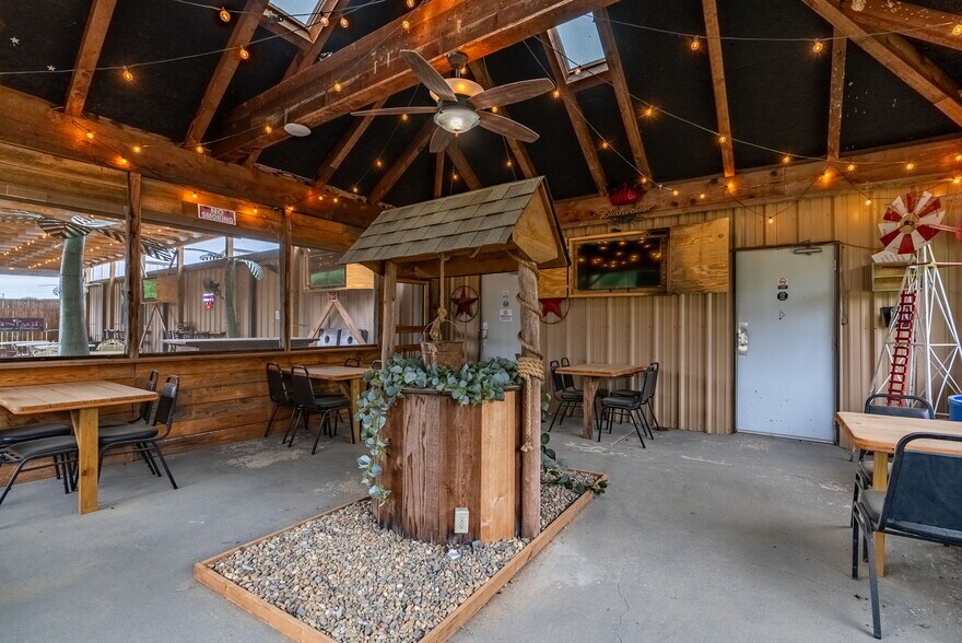 More Photos Of 3801 Happy Bend Rd, Atkins Restaurant For Sale