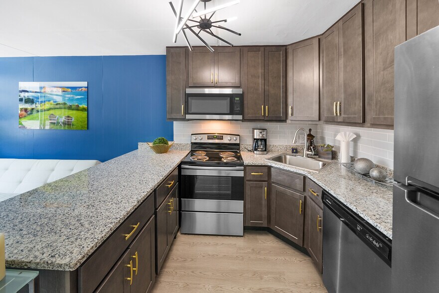 More Photos Of 480 Santa Rosa Blvd, Fort Walton Beach Apartments For Sale