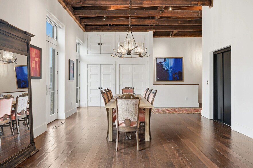 More Photos Of 443 Walnut St, Sewickley Flex For Sale