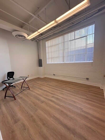 More Photos Of 15 Cross St, Norwalk Unknown For Lease