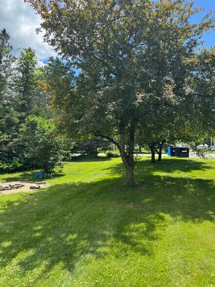 More Photos Of 51 Ossie Rd, East Middlebury Freestanding For Sale