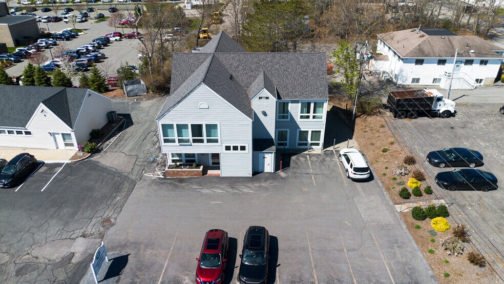 More Photos Of 189 Quincy St, Brockton Medical For Sale
