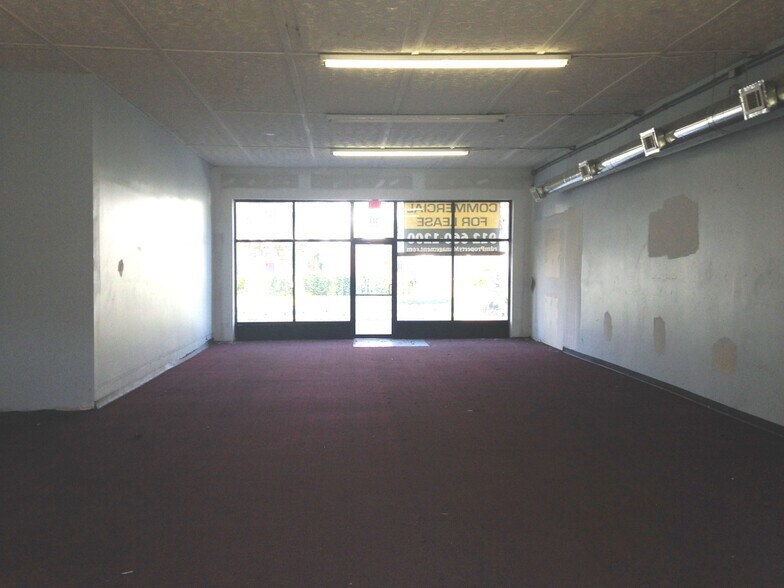 More Photos Of 701-703 E Henry St, Savannah Storefront Retail Residential For Lease